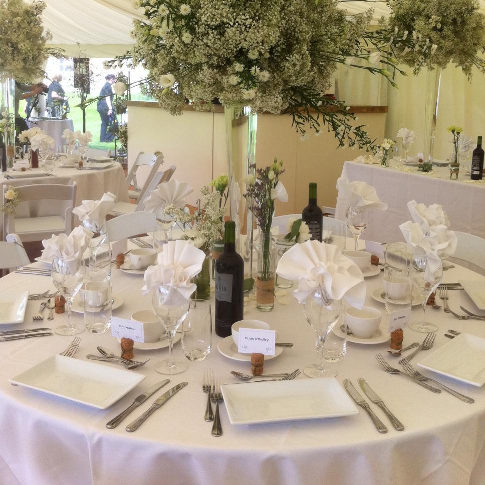 The experts in outside catering for weddings, funerals, birthdays, dinner parties and business events.