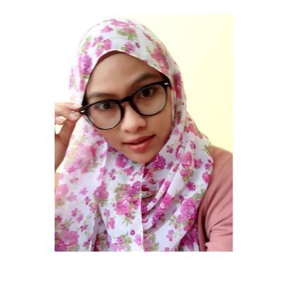 Belajar dan terus mengerti arti nilai kehidupan sesekali tengok ke belakang and fight to get my dreams! | second twitter , IG , path : diahW_II