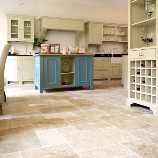 Based in Bournemouth we can help you with your garden, kitchen, flat pack furniture, deliveries and even carpentry services. Give us a call on 07808 787263.