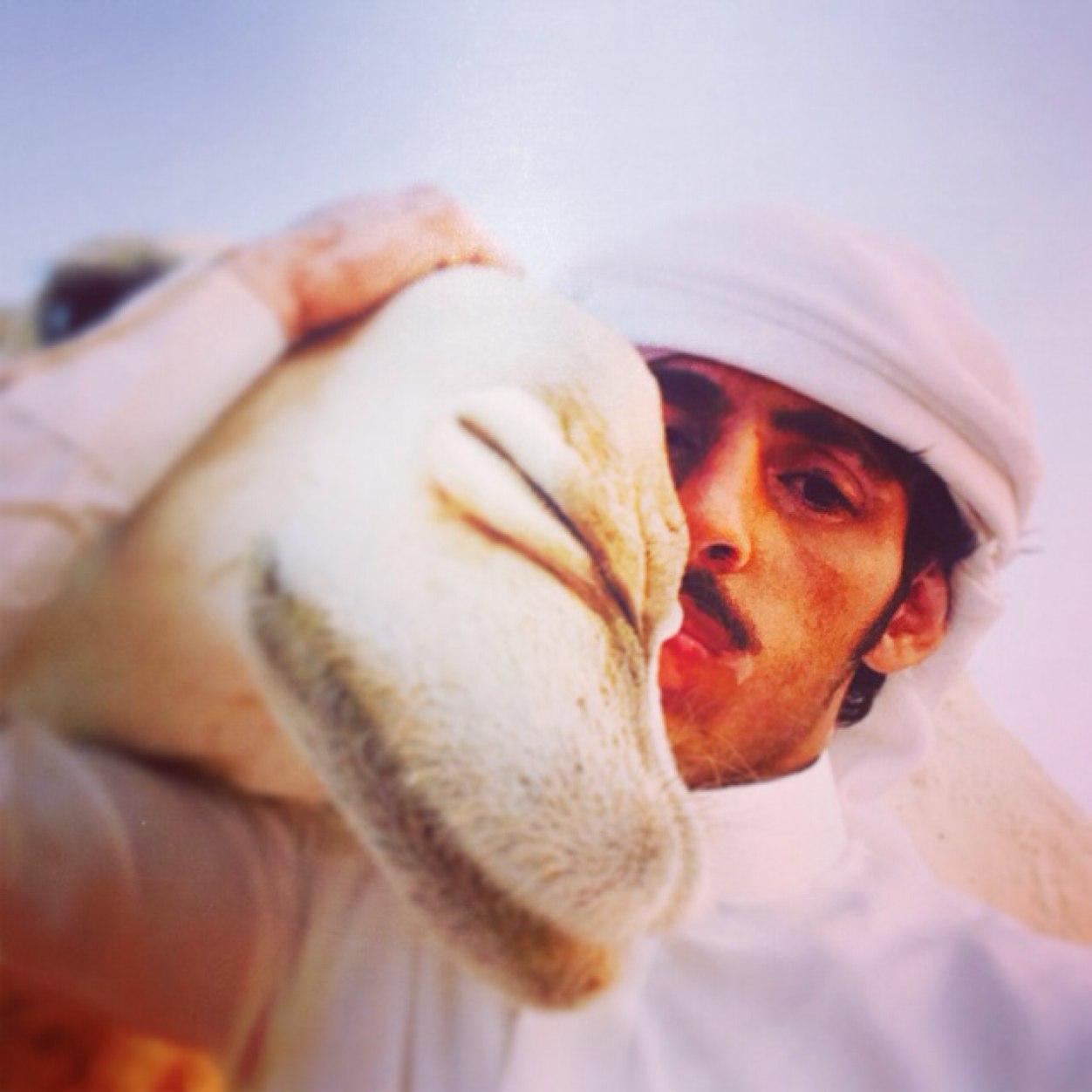 @aaloe88   حساااااابي ب الستقرام ☺️