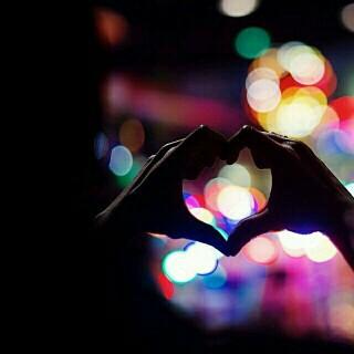 من باب الوداع اللطيف أنا ما أعاتب أنا امشي و أتركگ لله.~.: .