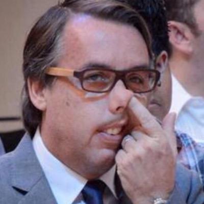 mi cuenta, una parodia de mi vida mas cerca de la realidad que de la ficcion