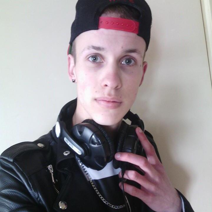 19, Dutch, Music Is Life! Insta: Blvck.fresh