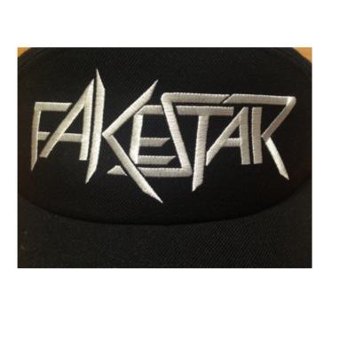 ronburon's profile picture. The Bonez/DA/10-feet/ヤバTにハマり中。過去は黒夢(現在進行形)