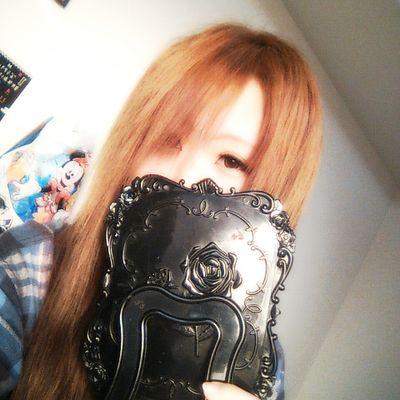 えり 加藤ミリヤの新曲泣ける ビアンはまだまだ差別されがちで 周りの目とか気になったりする 世の中だけど 恋愛に性別とか 関係ないからね 周りの目だって関係ない 自分たちが幸せならそれでいいんです