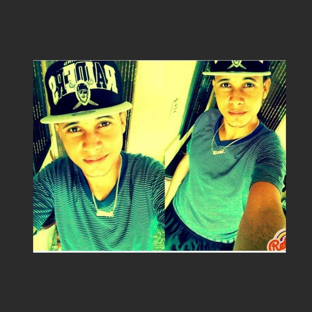 Pa qK Te Ma ClarOª D UnO
Solo Gente Bakanaa En Mi twitter 
(nO Me SiGa Pa VakEaa' Lo Qk AqO :/ EsO' nO Taa .l. Fbhttps://www.facebook.com/jose.nunez.188478