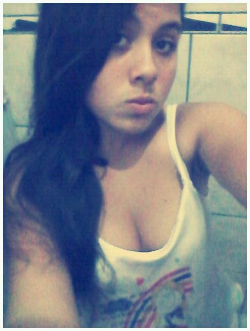 ..Ela tem cores cuvas sabores coisas que seduz..