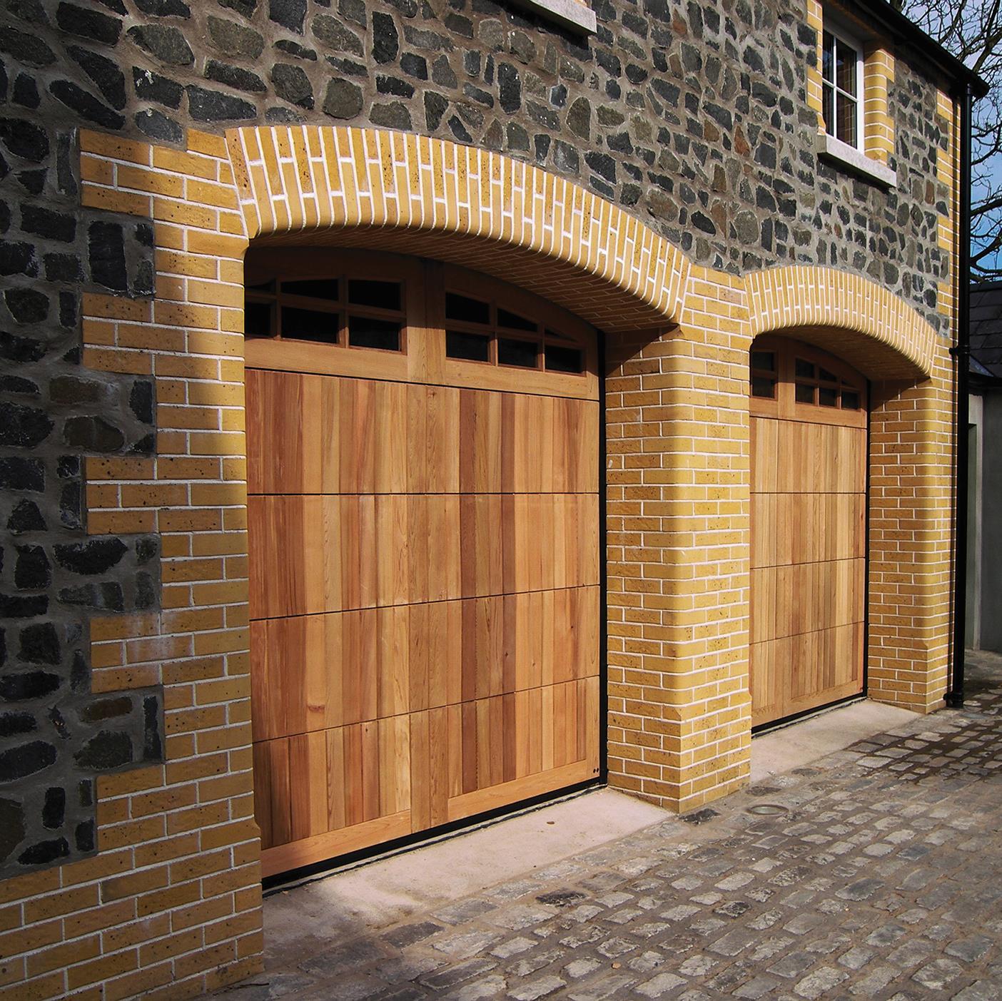 Hollington Doors Ltd is an Essex based, family run business established over 40 years. We specialise in the supply, fit, repair and service of Garage Doors