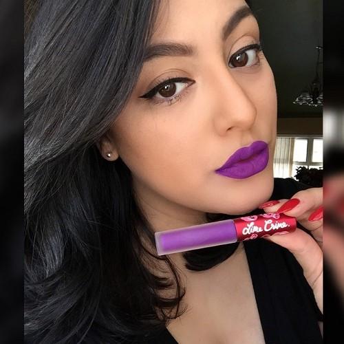 nadiamarrrie's profile picture. your worst battle is between what you know and what you feel➰