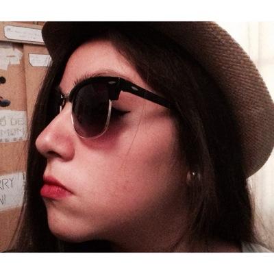 miss_instablack's profile picture. this is me !  i like the books  DogLover - GirlSelfie - by 2001  Falling in love ---- juan rojas --- my life!❤️