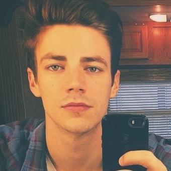 grantxlarry's profile picture. #TheFlash