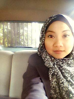 Hanya ingin bermanfaat bagi orang lain dengan berbagi ilmu walaupun sedikit 

Young Lecturer @IISIP Jakarta