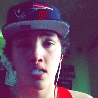 hansen_skylar's profile picture. Peace Nig.