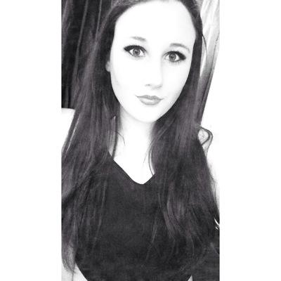 Instagram  _gabby_lewis