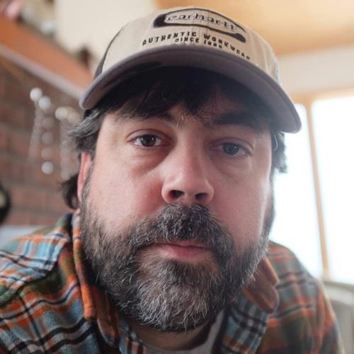 UX Lead at CommerceHub. I plan, design and make things. Usually digital things. I also make things from unseasoned hardwoods and sharpened steel.