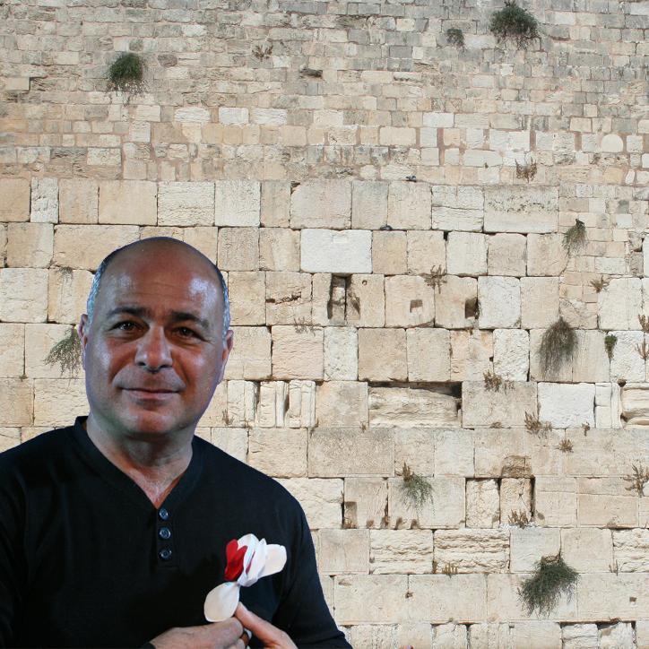 rgb102's profile picture. יליד הארץ נשוי אבא ל-3 סבא ל-9 נכדים יזם בענף הבניין בעל חברה לבנייה שונא את השמאל .מכיר בשלום תמורת שלום וללא תנאים,אין דבר העומד בפני הרצון. חולה על ביבי.