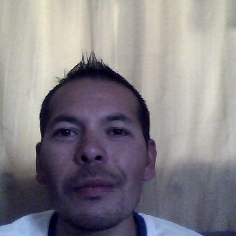 naci un 3 de septiembre creci en el sur en la ciudad de angol soy contador general y ahora estoy trabajando en el hotel monticello