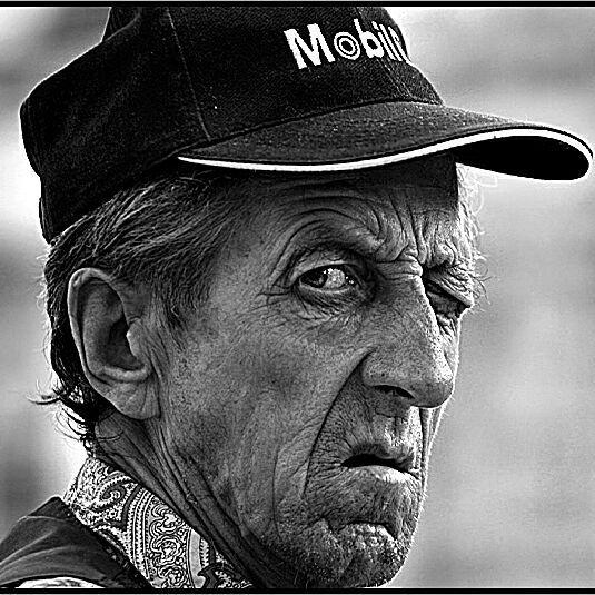 Denisovvvvvvvv's profile picture. политик интригант