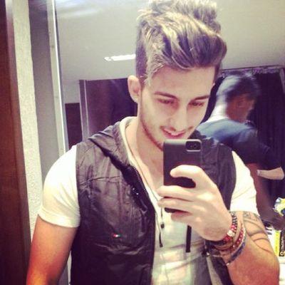 Instagram: Chociay_Junqueira
Projeto Iago no TVZ
Participe você também
Dona:Moh
 Edu Chociay   Iago Junqueira 
Amo vocês