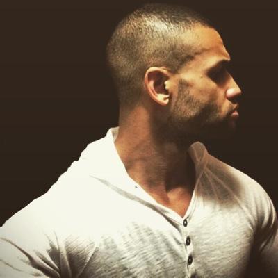 IG: danielbjoness ~ Beatmaker • Poet • Inspirational Writer • Contractor