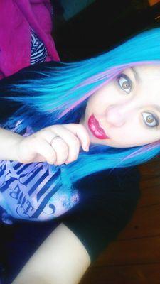 follow me.   things get better hold on :* :* :*