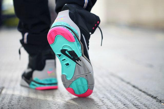 All The Freshest Kicks Right Here.. #Sneakerhead