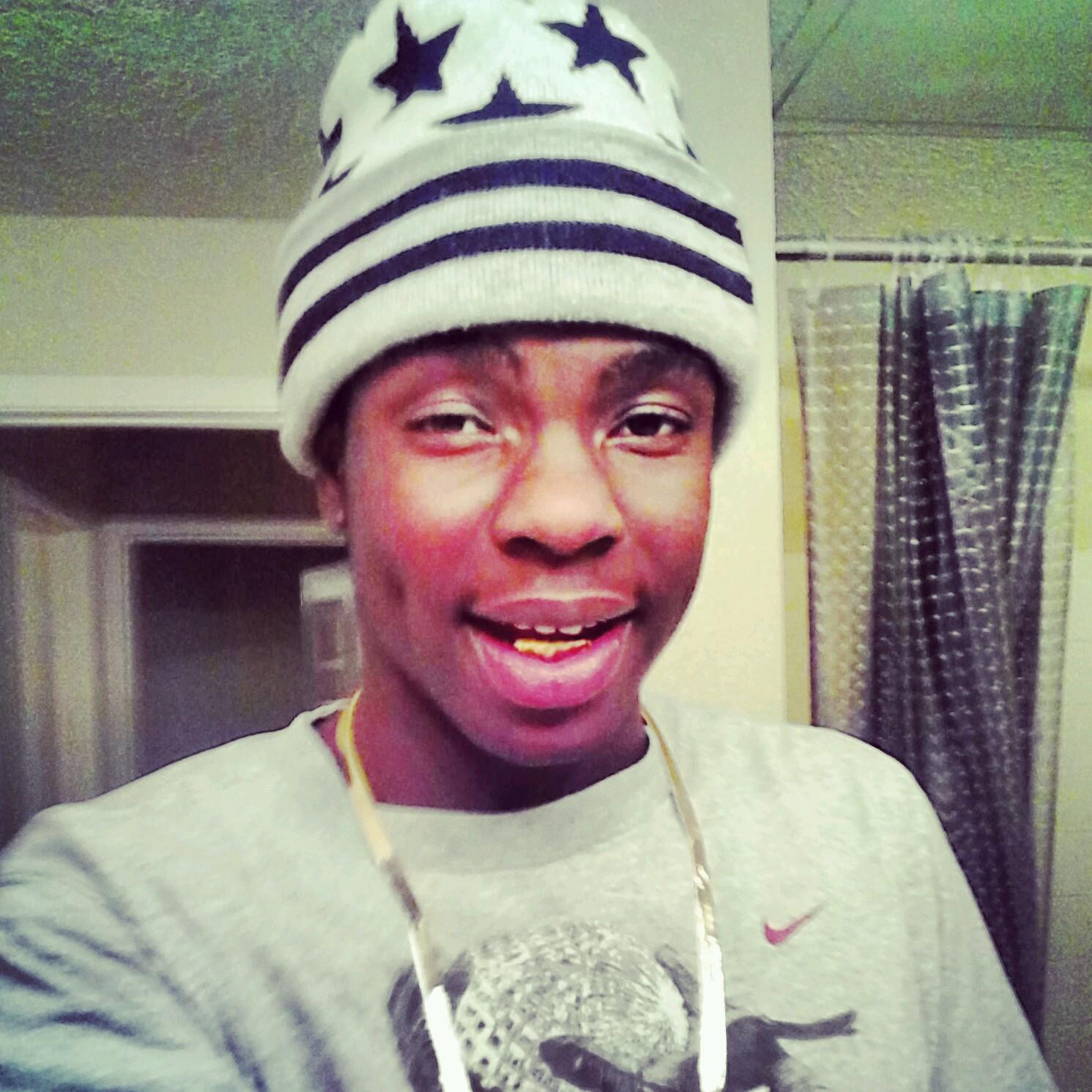 YungDHall's profile picture. ThaStonner