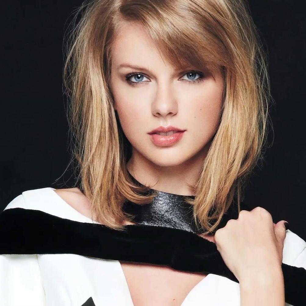 ∞Swiftie∞