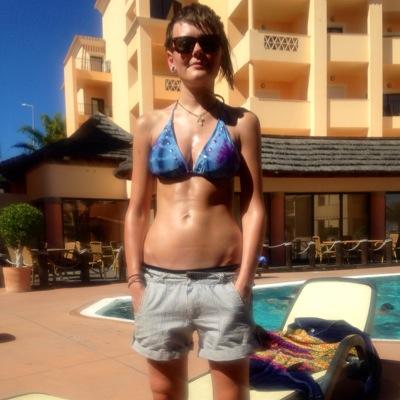 melmelj4's profile picture. 