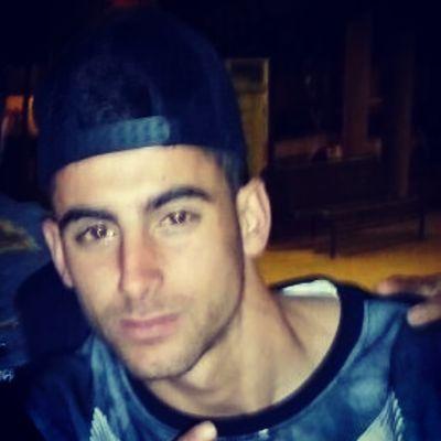 De la generación del 96// Vive y deja vivir, gracias// sonrie ante todo// Murcia PT//insta: Jefecitopt//snapchat: jefecitopt