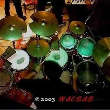 Electronic engineer, audio sound hi-fi video tv radio, musician, composer, broadcaster, inventor I like all Brazilian music, drumming, cooking and V8 musclecars