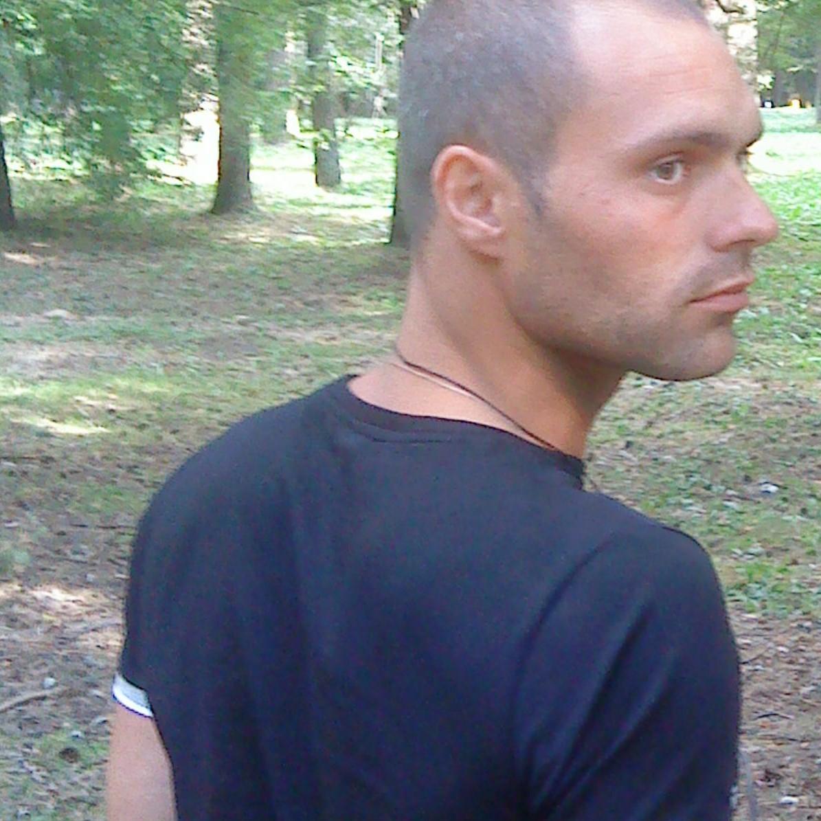 ValavenAnatoli's profile picture. 