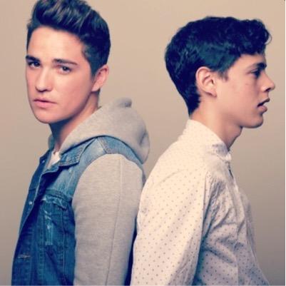 Cuenta de fans dedicada a @lucahoficial #Lucahrs. Primer sencillo #AEscondidas http://t.co/hvzT7IyTL7