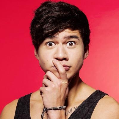 I gave you a free follow to help you gain so follow @damnastxn for me please