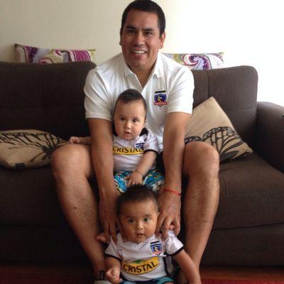 no importa las veces que caigas, es mas importante cuantas veces te pares....soy Chileno y Colocolino desde antes de nacer, mis hijos mi vida los amo.
