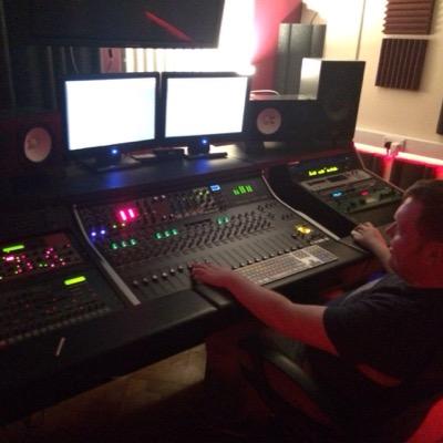 https://t.co/APVhK8uuVt
Aspiring music producer
Drum and Bass each and every time!