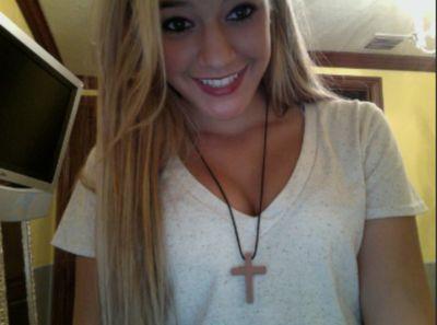 16 looking for my Prince Charming!