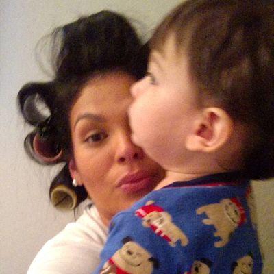 PnkGlitterNDirt's profile picture. I'm a SAHM, Wife, and Glitter Lover in a house filled with boys. Owner PrettyCuteCuts