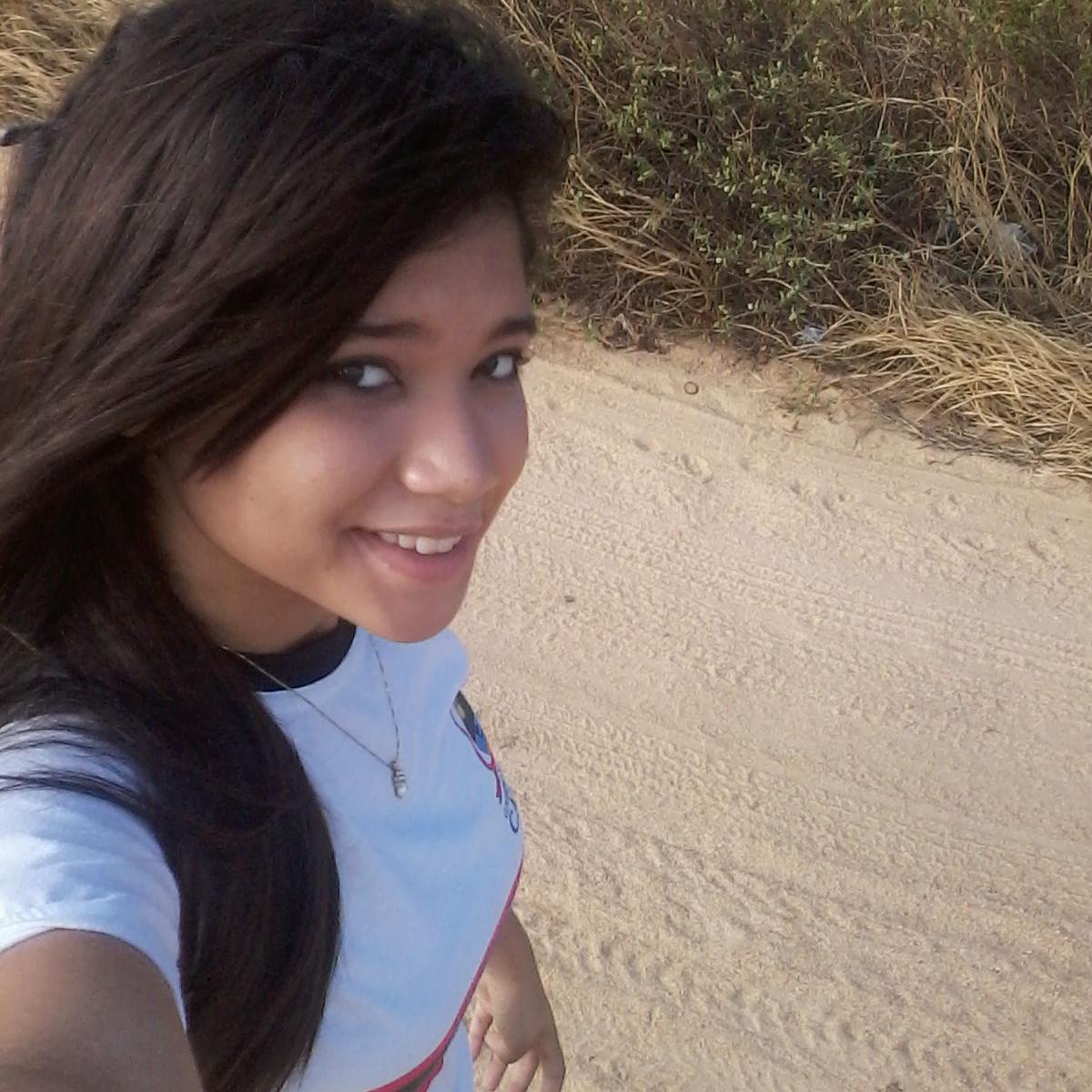 quem falar da 1D tá pedindo pra morrer amoooooo claro one direction dms