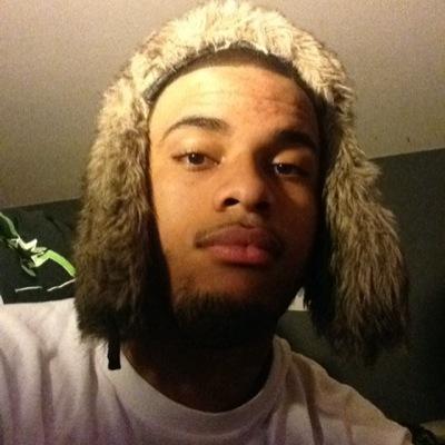 19, Future professional Call of Duty eSports player.
