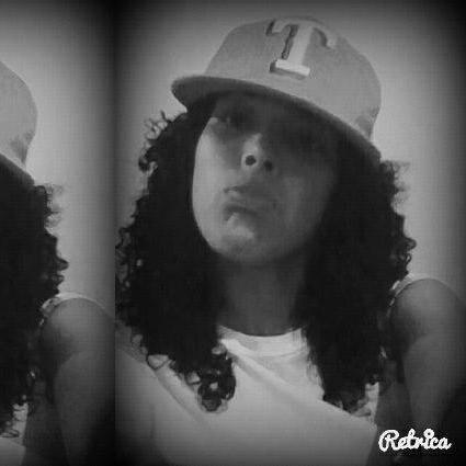 Soy una persona muy tratable & cariñosa! Agradecida Con dios x todo lo que me da; & x supuesto agradecida con el angel que desde el cielo♥ me cuida pin;531B0946