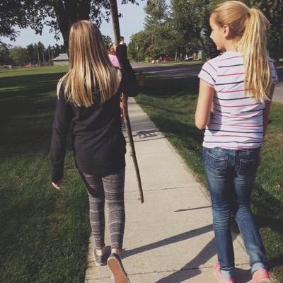 editssss_xoxo's profile picture. |Best Friends| 
•follow and dm for edit
•not telling app,so please do not ask
•not hate
•give us suggestions