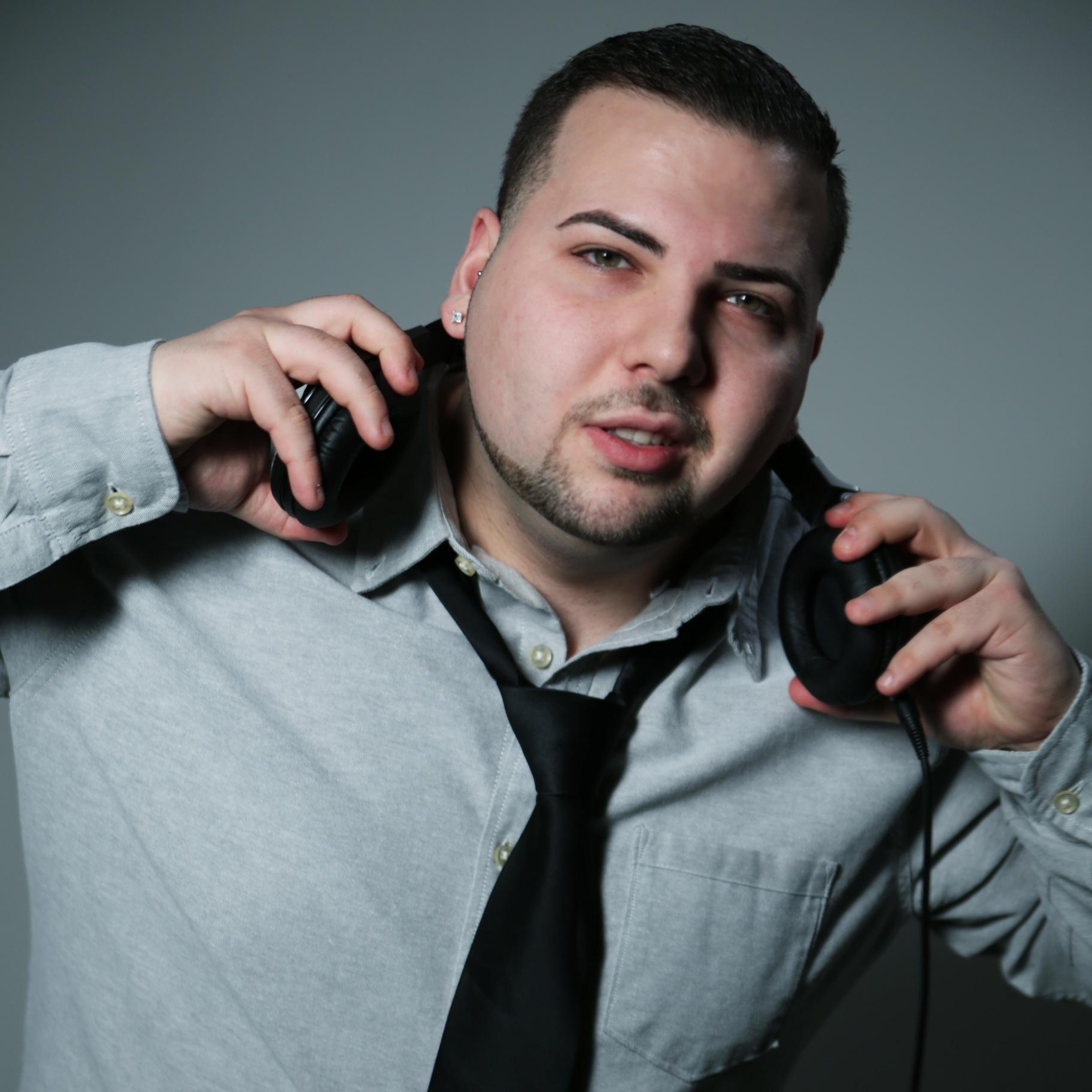 Follow Me On Instgram @DJBradMusic Listen To My Music On https://t.co/leB2sKbuC0