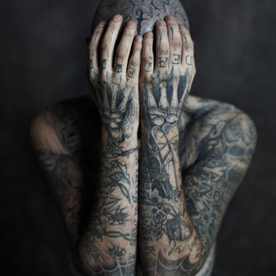 Ricky ☻ 19 and single ☹ Yeah im different hah