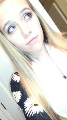 1D, 5SOS, R5, & Magcon-- are my life