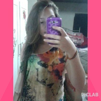 essa goriia é minha melhor amiga smp foi e smp vai se u.u amo ela mais que tudo na minha vida 3 p. Júlia
