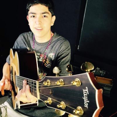 Singer / Song Writer http://t.co/RXxLt7Mmpx http://t.co/qb0mrh1SMI