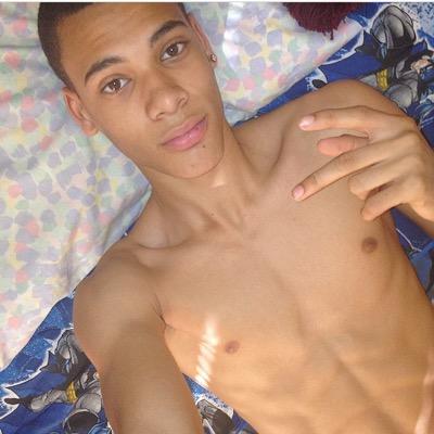 I'll have her wishing she could date a high school freshman.. Roy Young, 14. 6'8 Basketball player, foster kid with anger issues. {Roleplay/OC}