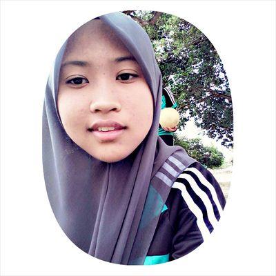 AduhaiAdaa_'s profile picture. sedih bila rasa dipinggirkan