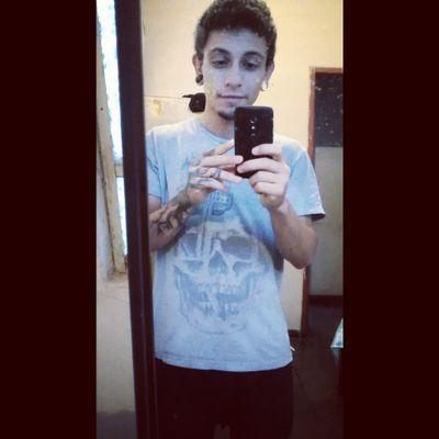 por enquanto só oque tenho já me faz feliz!